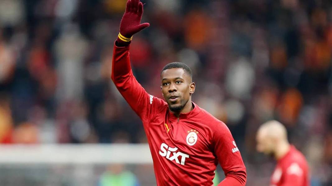 Galatasaray kulübü bu haberle çalkalanıyor! Okan Buruk kararını verdi: Yıldız futbolcunun sözleşmesi feshediliyor 5